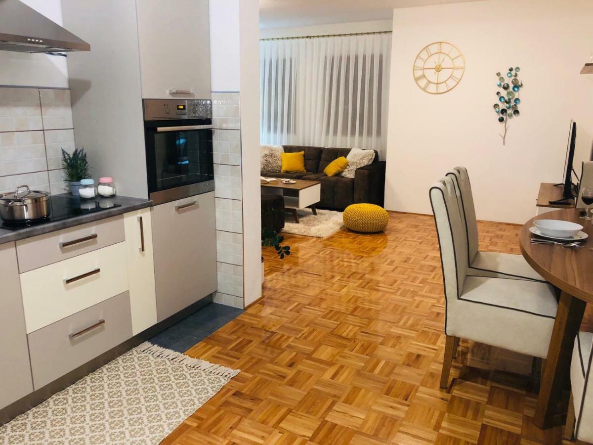 Apartment Golden Fields 스몰리야나크 외부 사진