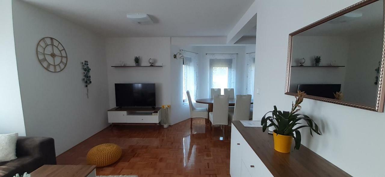 Apartment Golden Fields 스몰리야나크 외부 사진